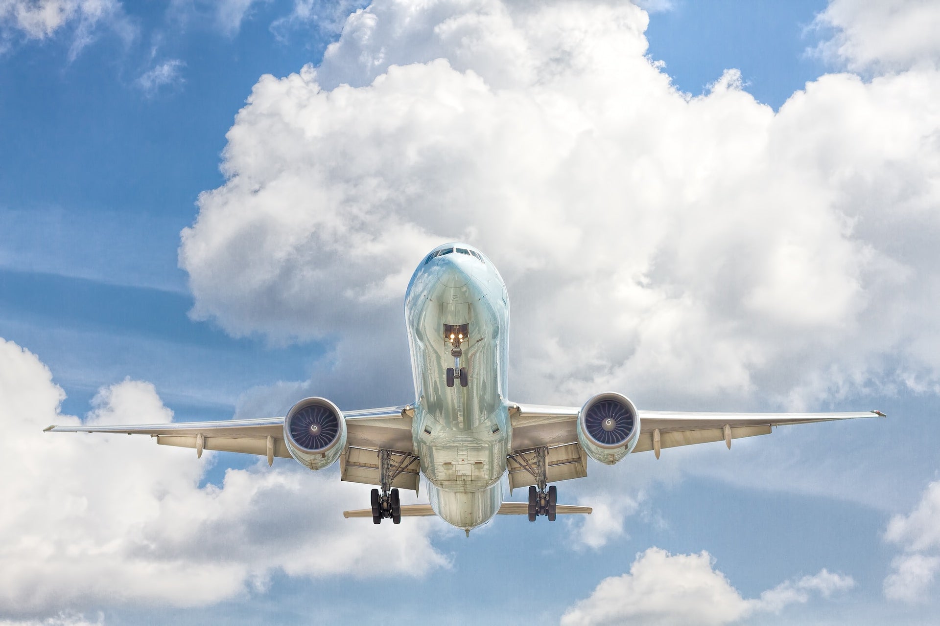 Trockeneis für Flugzeugwartung